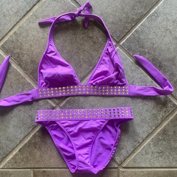 VENUS Other - Venus Purple Swimsuit; C top; 6 bottom